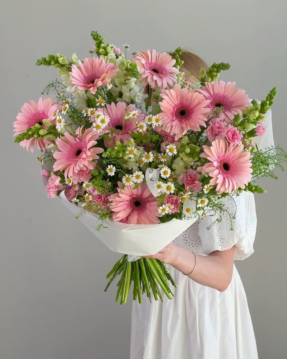 Flowers Life tweet media