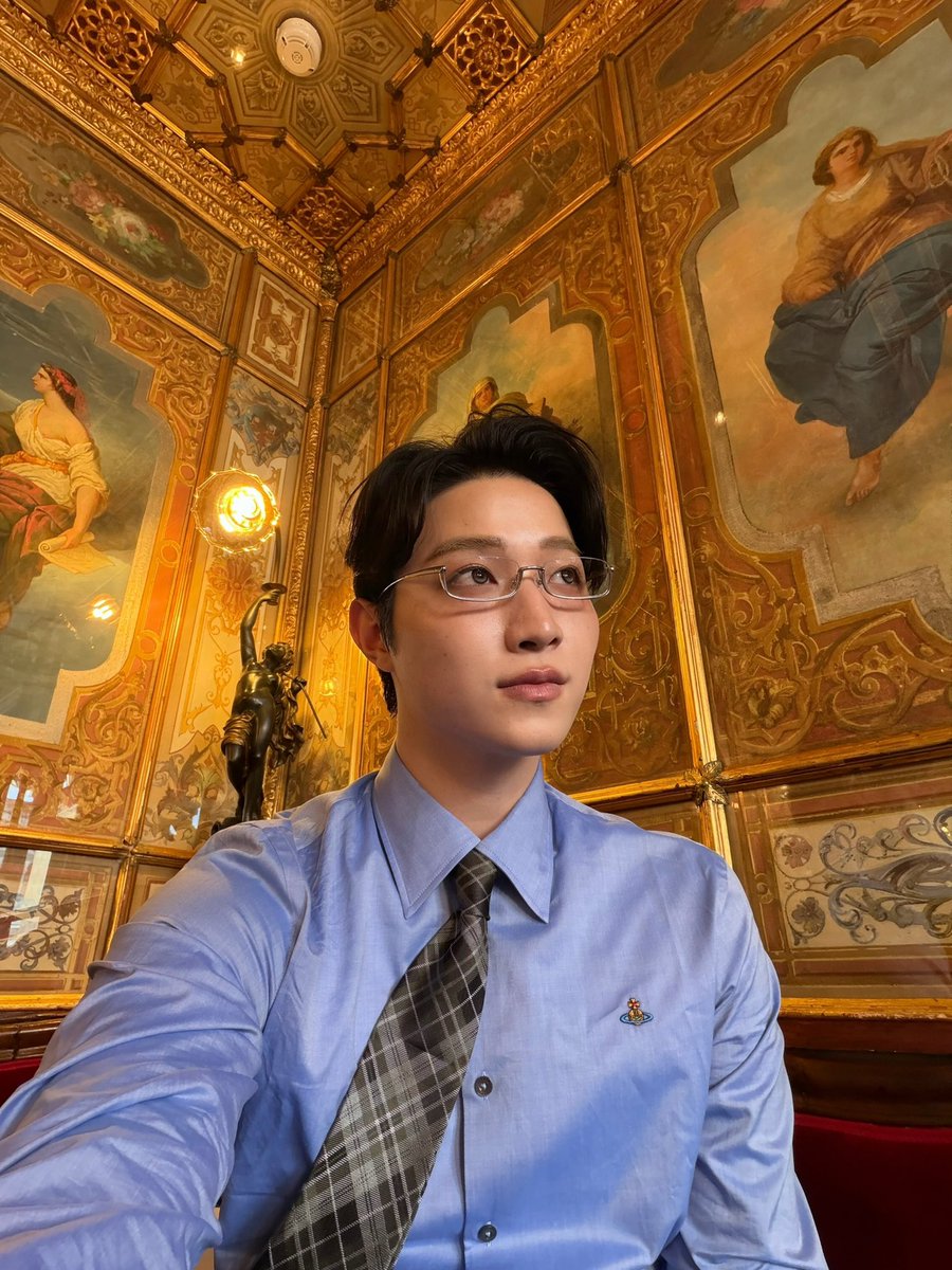 missfuuji's tweet photo. 世界最古のカフェ🇮🇹 https://t.co/NsABoCf1qF