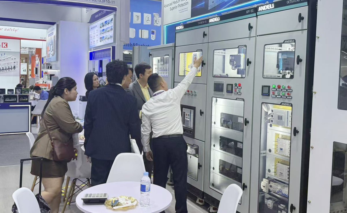 _AndeliGroup's tweet photo. 🎉 Thanks for visiting ANDELI at Canton Fair! Great exchanges on power distribution &amp; industrial control solutions for global projects.

📧 andeli@andeligroup.com
🌐 https://t.co/yTcNM3qQQY

#andeli #cantonfair #powerdistribution #industrialcontrol #electricalequipment https://t.co/KwrTlRBp9i