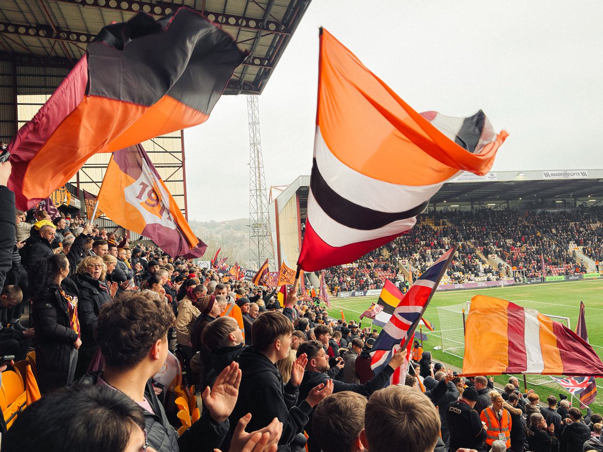 Thecityvent's tweet photo. Well this is it, one last dance at home this season under the lights. An opportunity for this fantastic team of players to top off a great season with a trip to wembley. We are all with you from the first minute tonight lads, the old girl will be rocking. #bcafc https://t.co/F62KoZdxFM
