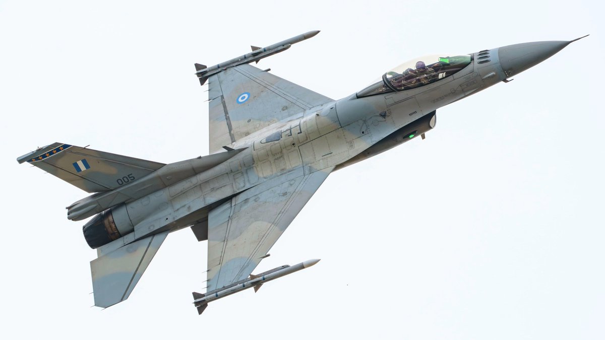 RealAirPower1's tweet photo. Future-proof Viper! The clean lines of an F-16V from Hellenic AF's elite 343rd "Star" Sqn., captured over Araxos. There is a sheer, timeless elegance to the F-16's silhouette. It’s hard to wrap your head around the fact that this airframe was designed over 50 years ago! Despite the decades, the Viper still looks like it was pulled straight from a sci-fi storyboard.
