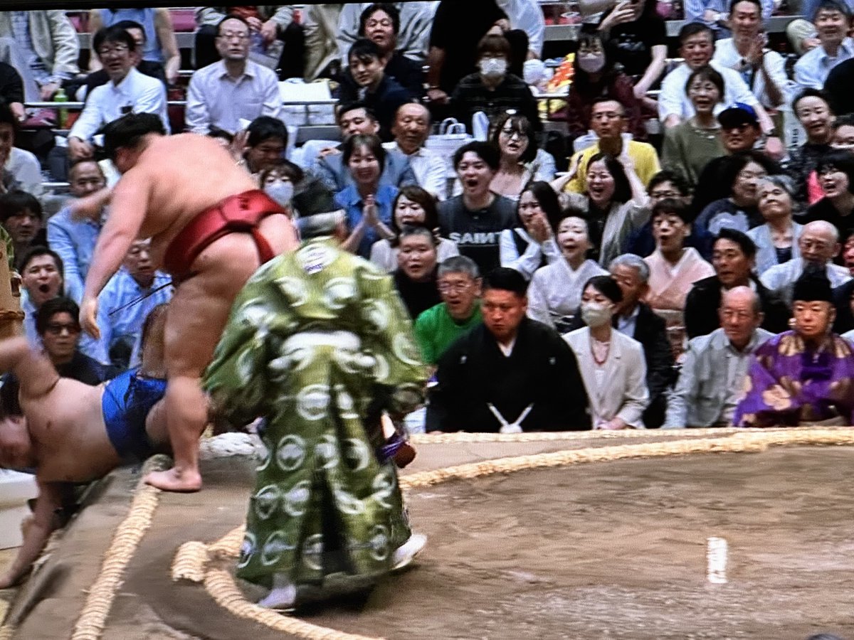 マメ勝龍／千田川親方待機 tweet media
