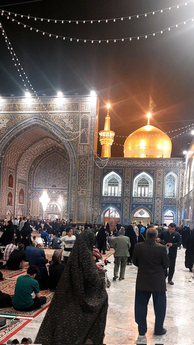 مامان محبوب(سایه خورشیدِ سابقم) tweet media