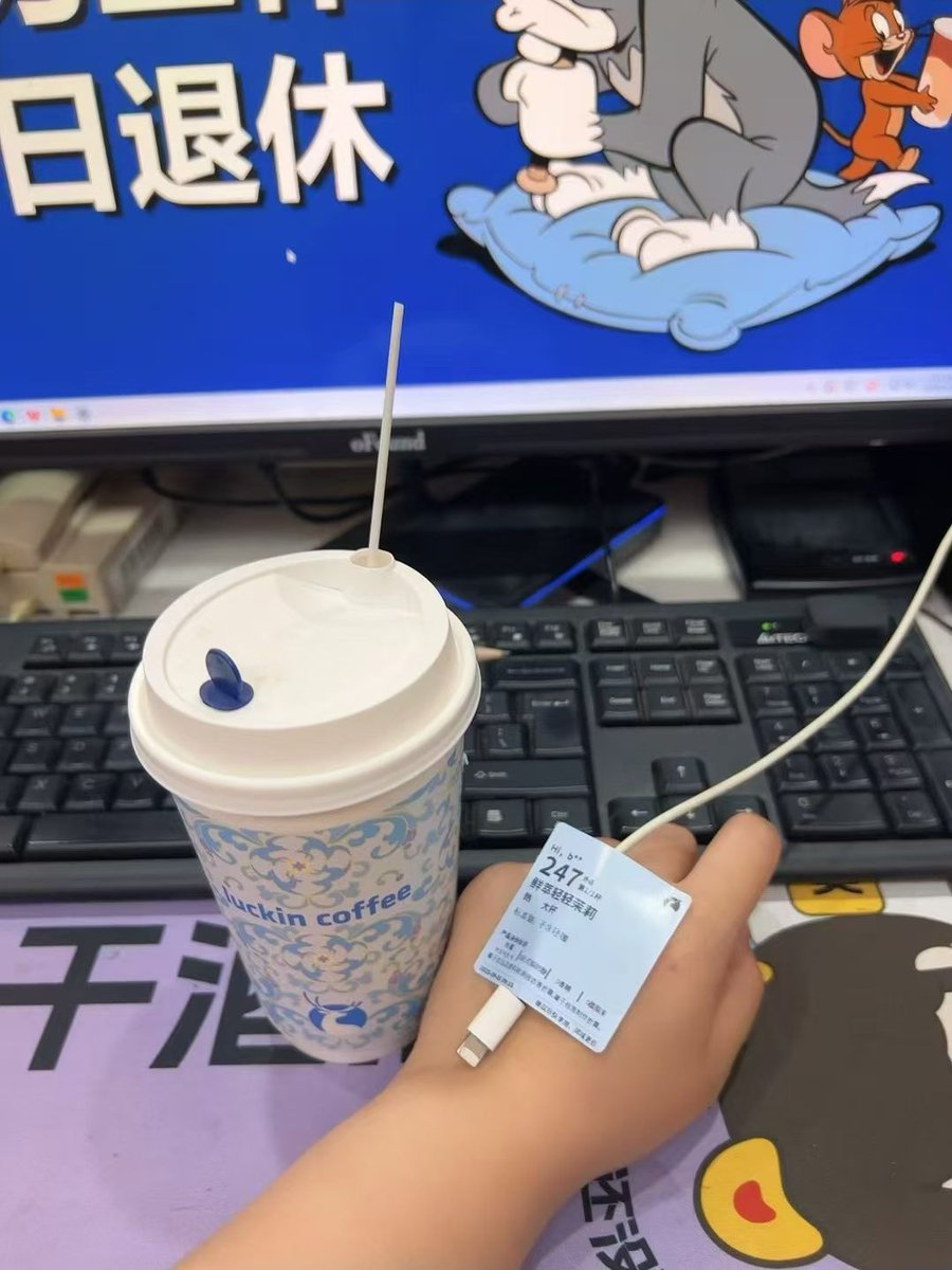 Hung Nguyen tweet media