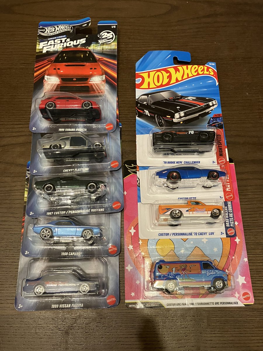 色々到着してた ^_^ 早いな。 OTTOは鮮やかなブルーのボディ良き
