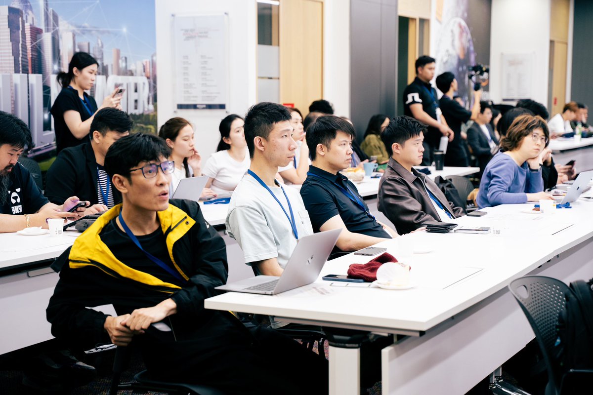 kuseHQ's tweet photo. Taipei, thank you for joining us on May 11.

Together with @awscloud and @SlackHQ, we hosted an evening on how AI teammates and workflows are starting to enter real organizations. https://t.co/rb7PG0W8fV