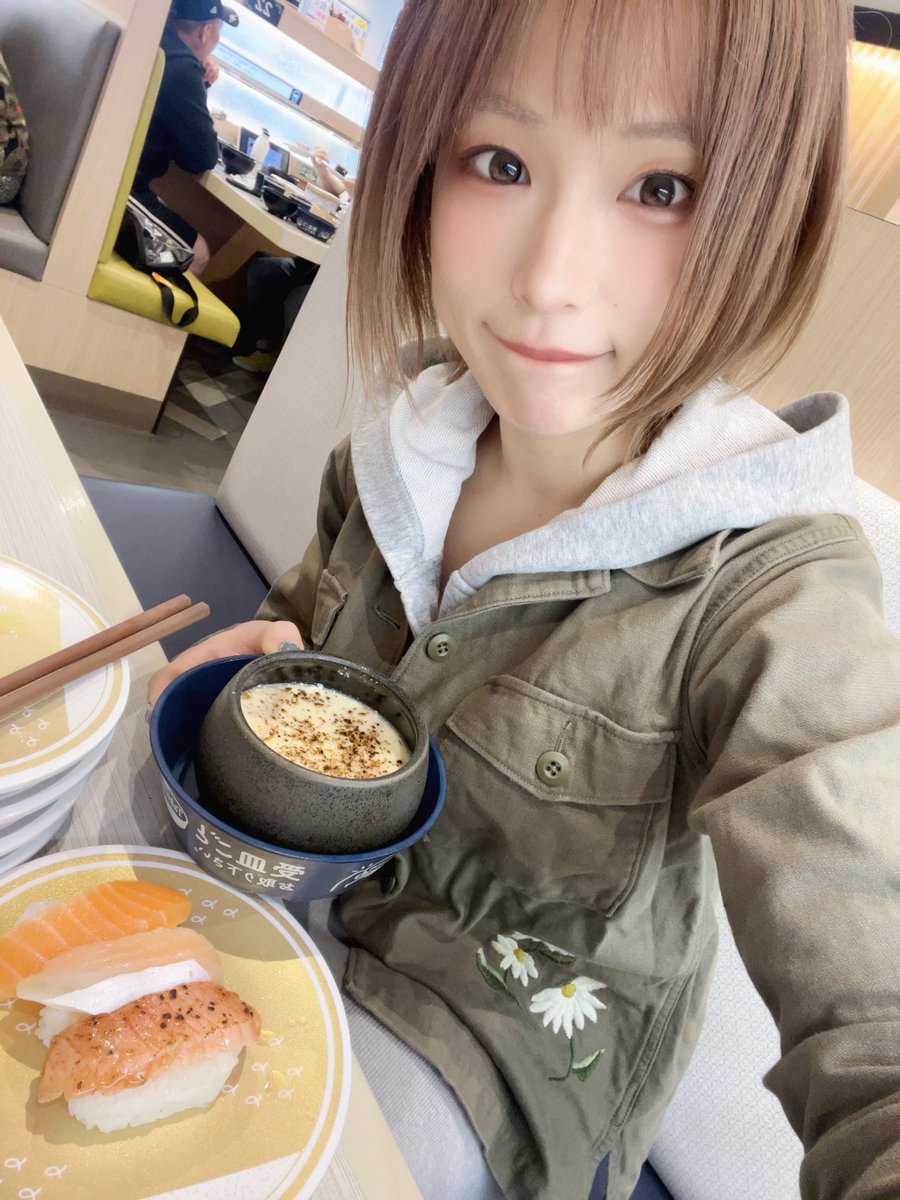 七海マキ🌈 tweet media