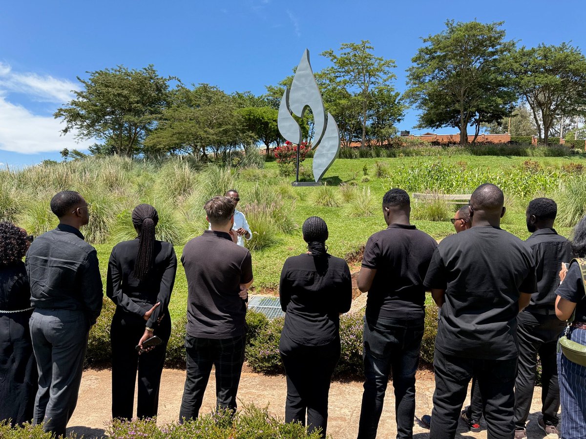 ImaraProperties's tweet photo. On Tuesday, Imara’s team commemorated together in Nyanza Kicukiro Genocide Memorial Site to pay tribute to the victims of the genocide against of Tutsis in 1994.

With 75% of the team being born after 1994, remembering becomes even more important.

#Kwibuka32 https://t.co/39QXj11HVs
