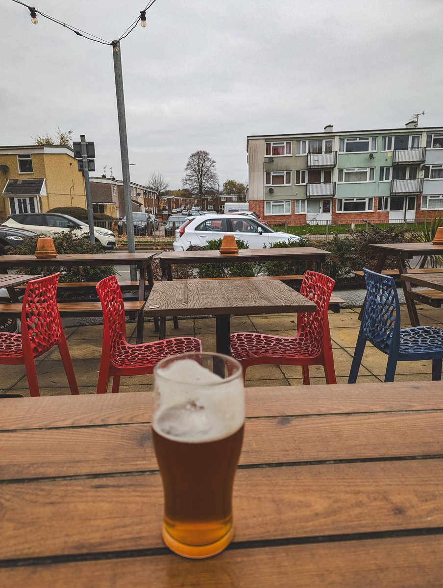 wscevans's tweet photo. Lucas Cwmbran away an alternative take. Trapped teddies, shopping. Trollies and the view from the John Fielding.
#groundhopping #awaydays #footballphotography #whensaturdaycomes #footballculture #welshfootball #peldroed #throwbackthursdat https://t.co/mHwzoCOt13