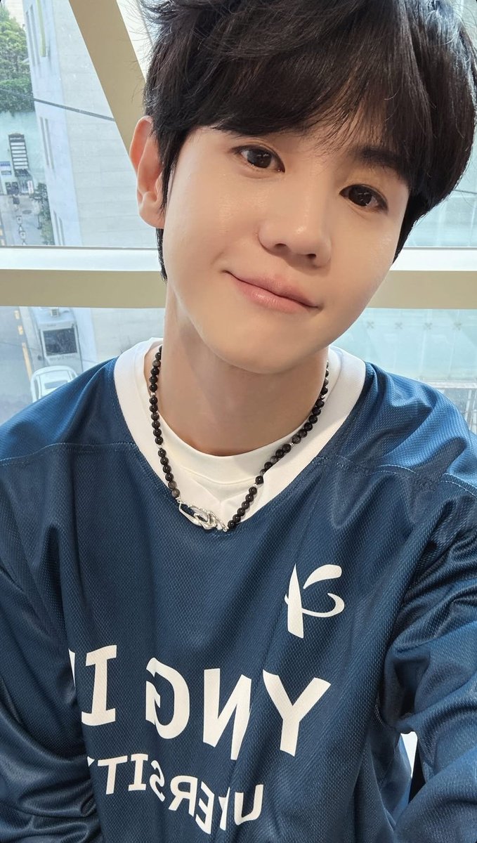 좋아하는 양요섭 tweet media