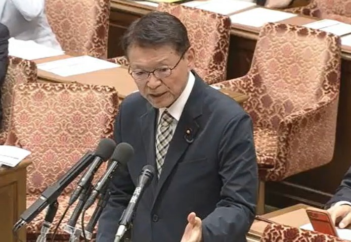 長妻昭　居場所と出番のある社会 tweet media