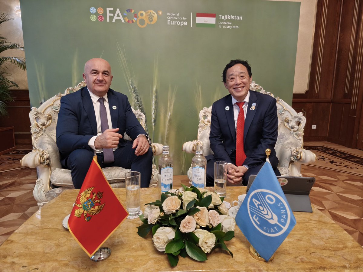 MPoljoprivrede's tweet photo. 🌍 Ministar Vladimir Joković učestvovao je na 35. Regionalnoj konferenciji FAO u Dušanbe, Tadžikistan, gdje je razgovarano o održivoj poljoprivredi, klimatskim izazovima i jačanju saradnje Crne Gore sa FAO-om u oblasti ruralnog razvoja i evropskih integracija. https://t.co/NLnGfxjWmV