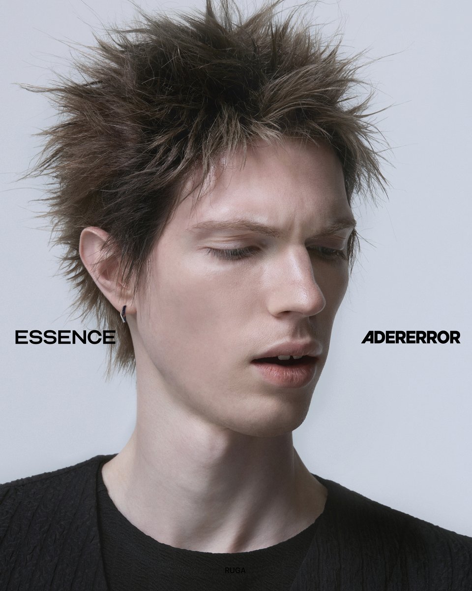 _adererror's tweet photo. ESSENCE 
New launching ; RUGA

아더에러가 지속적으로 탐구해온 실루엣과 개발 소재를 바탕으로, 편안한 착용감과 구조적인 디자인이 조화를 이루는 새로운 데일리웨어를 선보입니다. https://t.co/nSCpjmbJrV