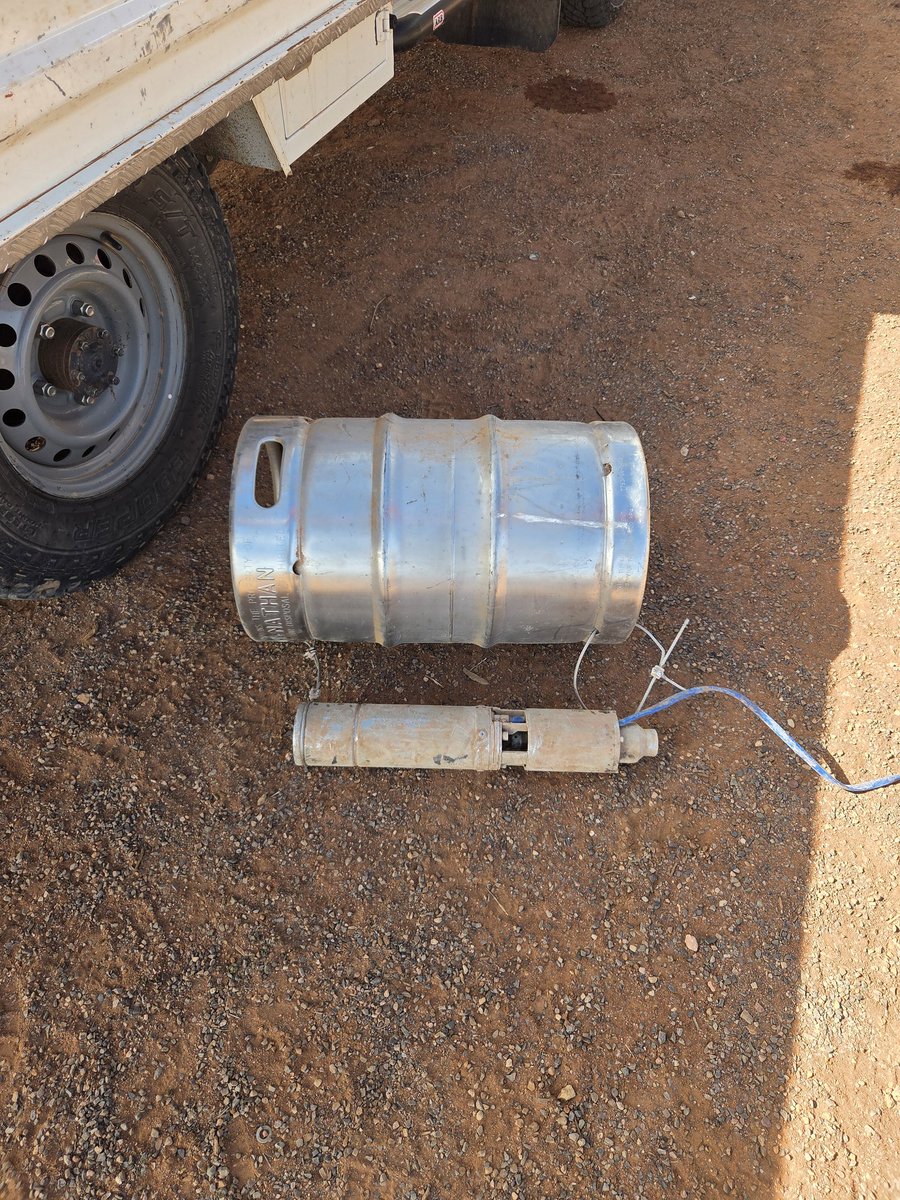 ScottMichael83's tweet photo. Floating a Waterboy solar pump! https://t.co/MIw01OqyFp