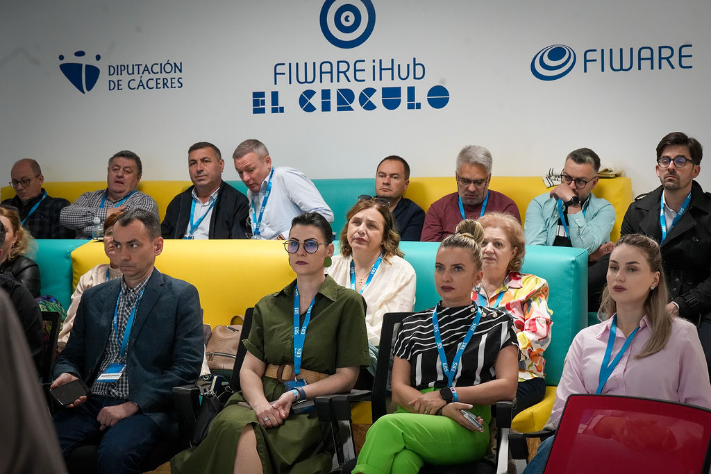 CircularFAB tweet media