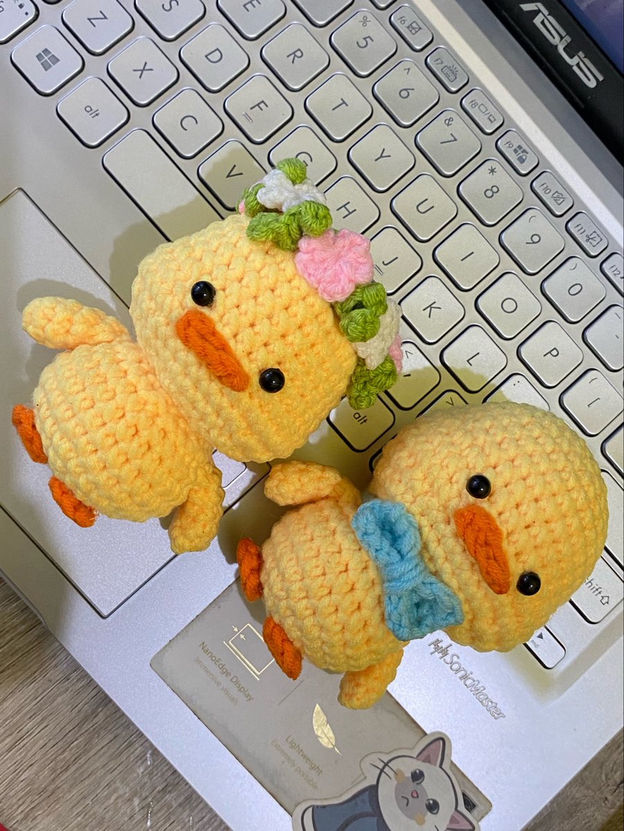 sekar(open crochet commission)🧶 tweet media