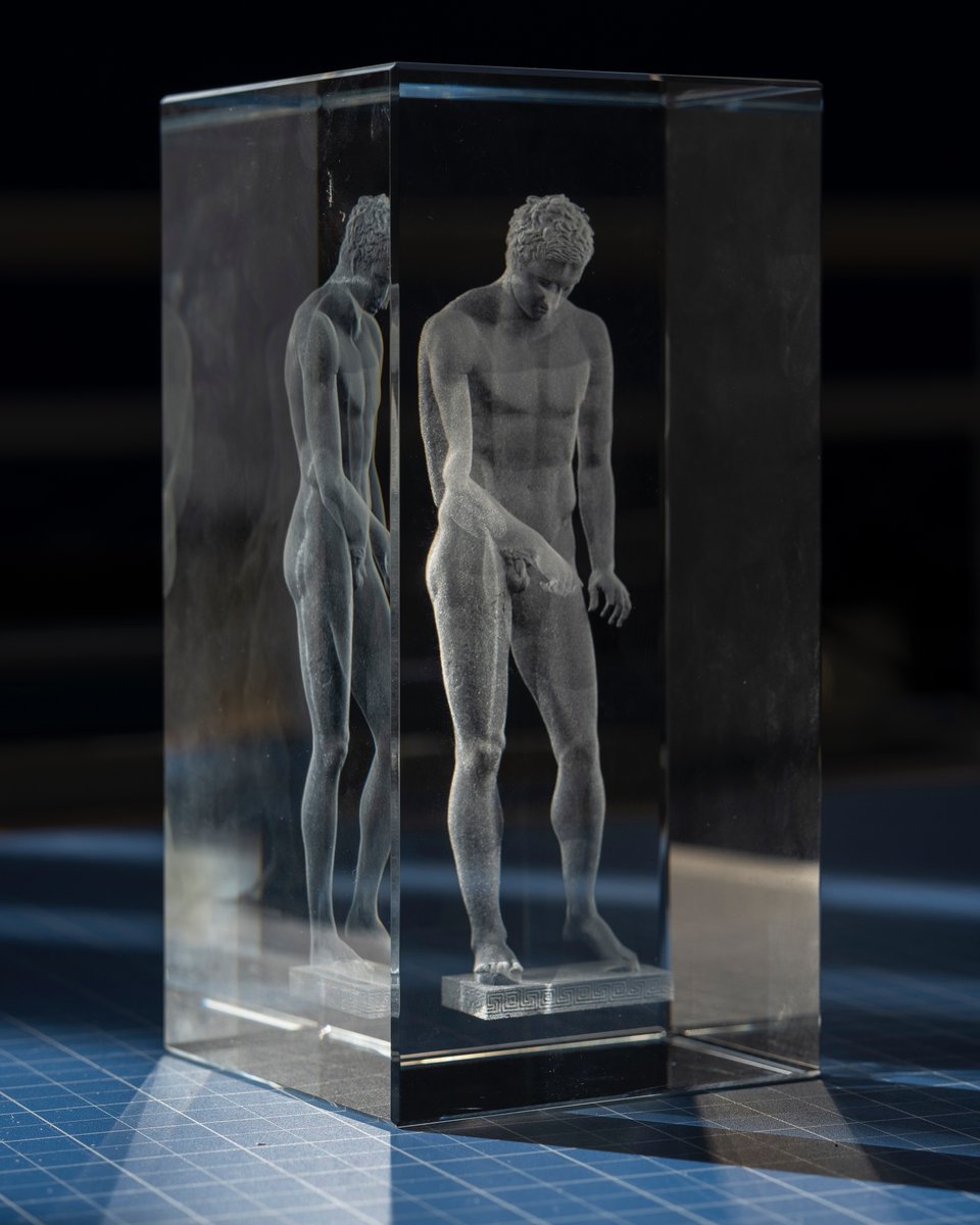 mapoxyomenos's tweet photo. History captured in glass — a distinctive souvenir from our museum. 💎 A single object, a play of light, and countless perspectives: the ancient figure of our #Apoxyomenos, his timeless form revealing something new from every angle.

This souvenir is available in our museum shop! https://t.co/mFRKWX4s5e