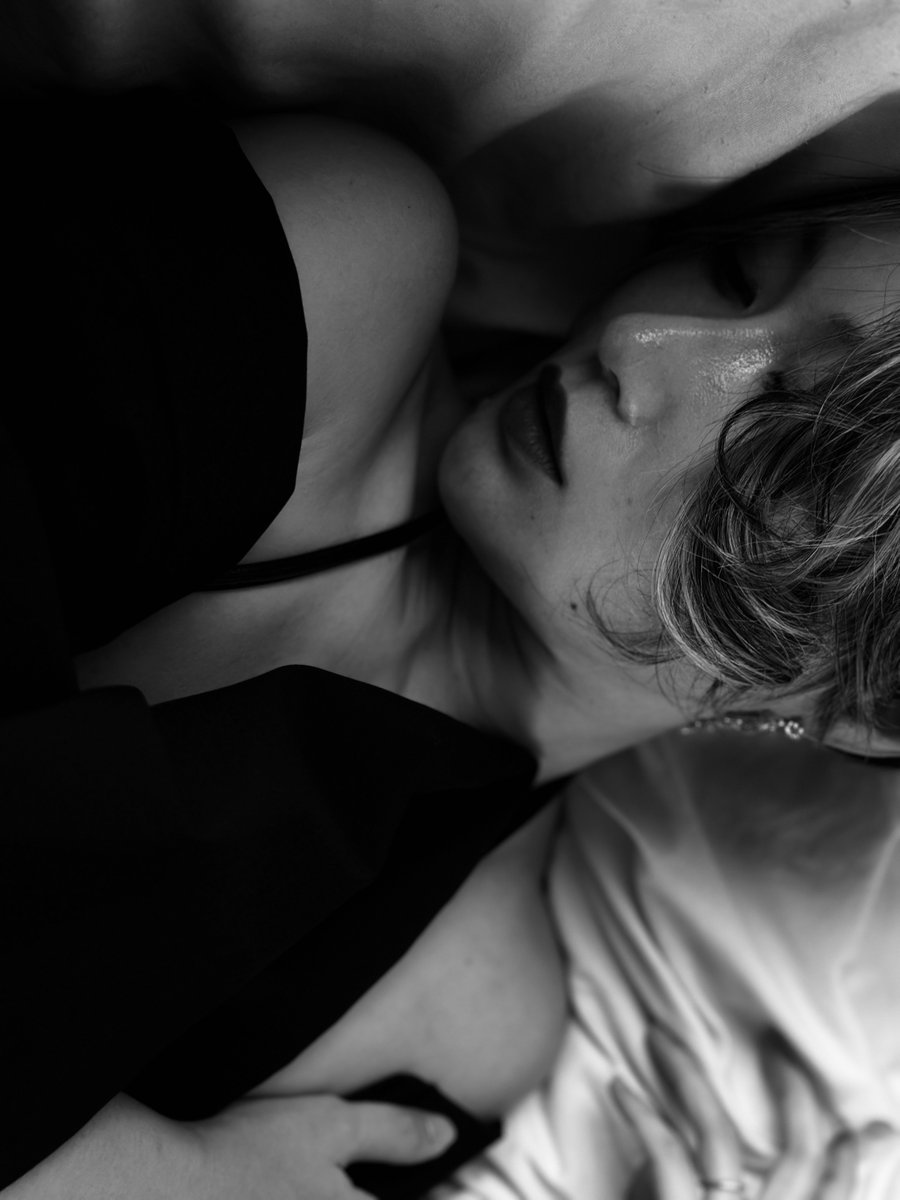 a_rin_official's tweet photo. #アートイワタ
岩田 照雄氏に撮影していただきました

大変光栄です、 

https://t.co/fu86NEgNpO https://t.co/asW58l1w6v