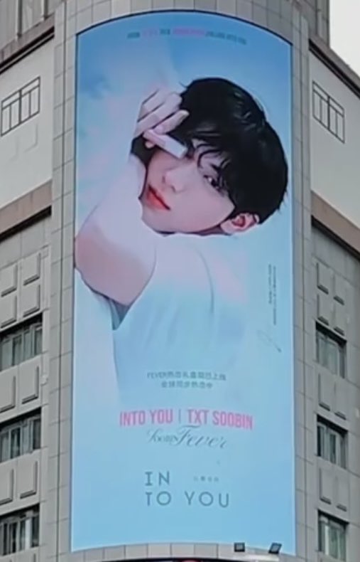 빵 tweet media