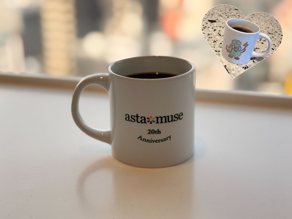 astamuse_saiyo's tweet photo. 2025年の記念品はマグカップだもん！
ボクがプリントされてて最高にキュートでしょう⚡

福利厚生の一つでオフィスはフリードリンク
エスプレッソマシンがあってコーヒー飲み放題☕夜はビールも😊🍻

社員のみんなから喜ばれてるポイントだもん！ https://t.co/v8o7h06eMT