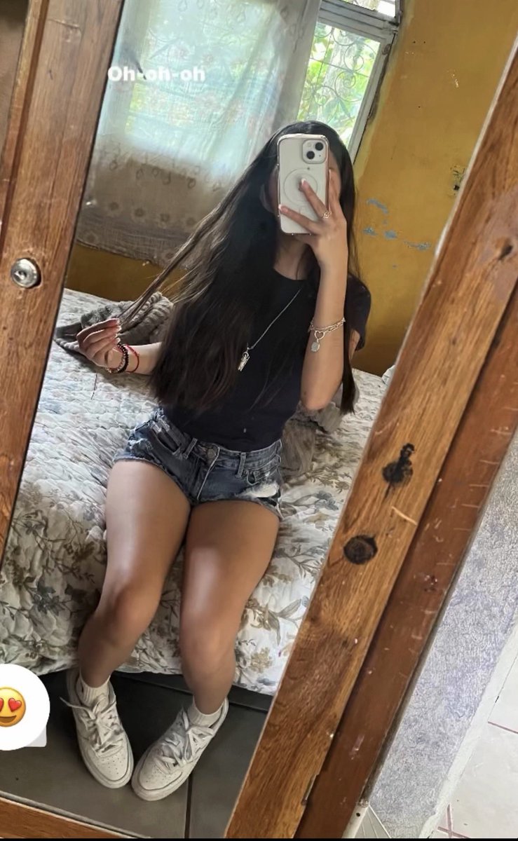 Laura tweet media