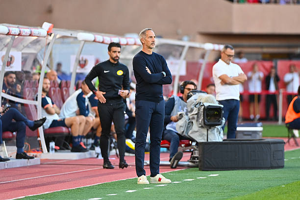 FadadelOM_'s tweet photo. Question : Adi Hutter entraineur de l'OM, c'est OUI ou NON ? 

💙 OUI

🔄 NON

#TeamOM #MercatOM https://t.co/HgnKsSywmt
