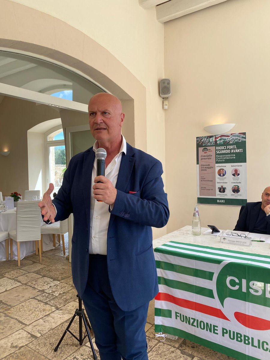CISLFPPUGLIA's tweet photo. Nel corso del C G  FP CISL Bari è intervenuto il nostro Seg.Gen. @aldo_gemma  ribadendo con forza alcuni temi centrali per il futuro del lavoro e della contrattazione. https://t.co/NCGrK3c6XQ