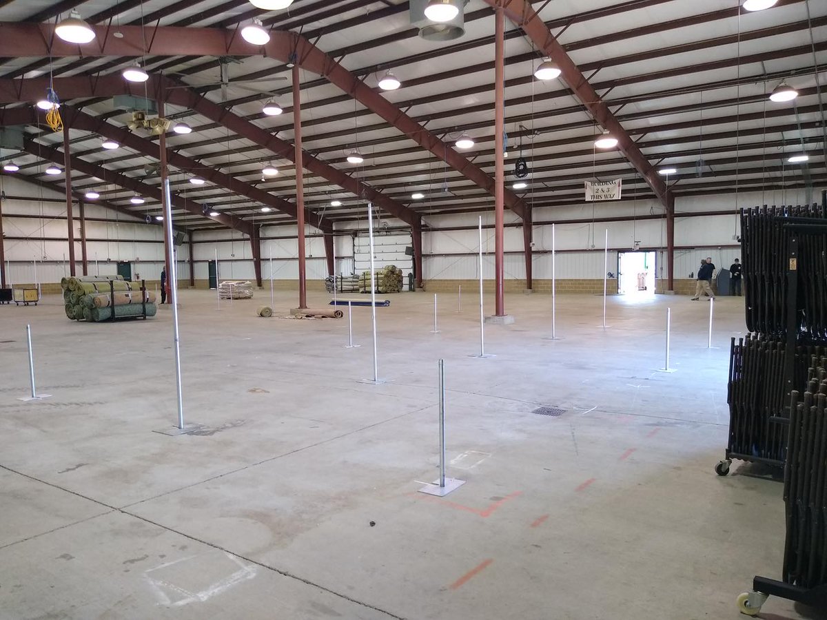ailunce's tweet photo. 📡Dayton Hamvention is almost here! 🚀
Welcome to the RETEVIS booth at Building 4, Booth 4013! 👋
Co-create the Unbroken Signal.
📸Photos from Dayton Hamvention.
#RETEVIS #DaytonHamvention #hamradio #amateurradio #walkietalkie #twowayradio #ailunce #DaytonHamvention #yaesu #ICom https://t.co/4ulcCQR6mR