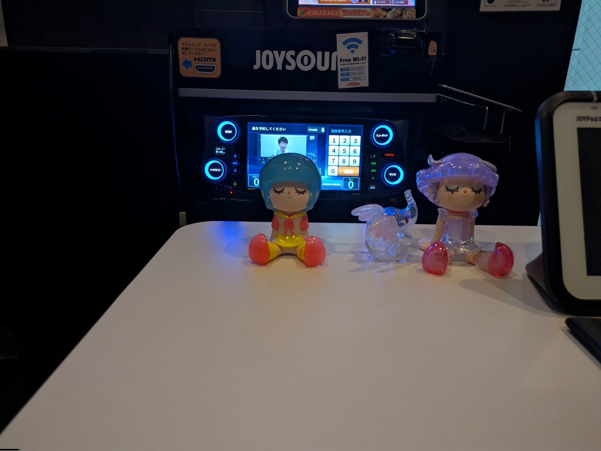 creamyhiroshi's tweet photo. 歌うわよ
今日はマミカラオケでつ てか何としてもここにジョイオンプーぬいぐるみを゙追加したい #JOYSOUND
#JOYSOUNDBASE #祝魔法の天使クリィミーマミ43周年
#魔法の天使クリィミーマミ全曲歌唱チャレンジ
#祝太田貴子様芸能生活43周年
#太田貴子様曲全曲歌唱チャレンジ #カラオケJOYSOUND https://t.co/z6i4OdcymT