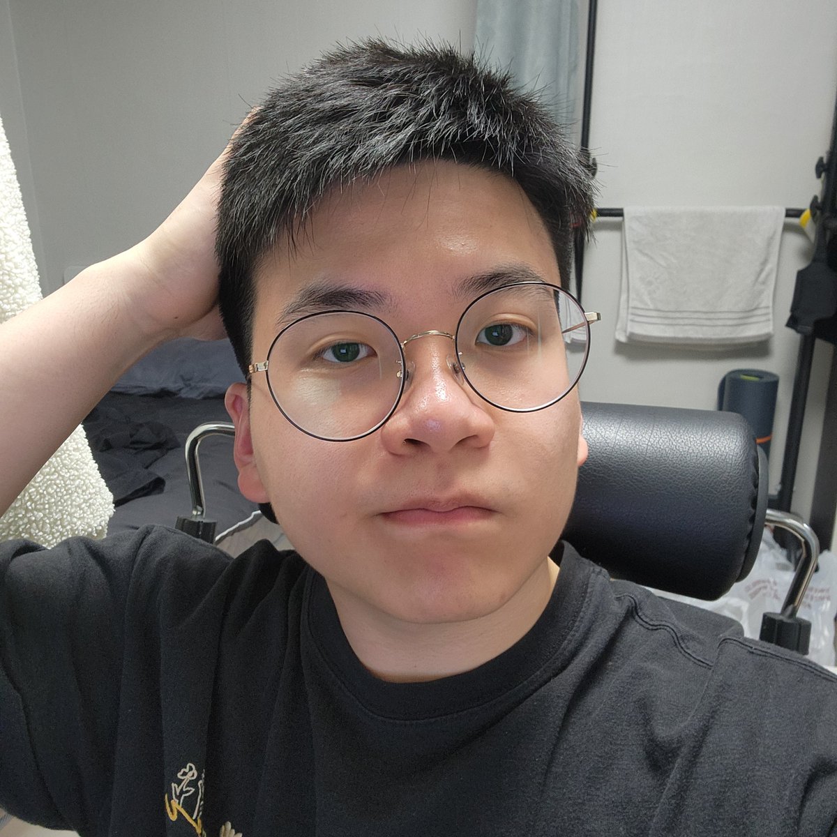 환 tweet media