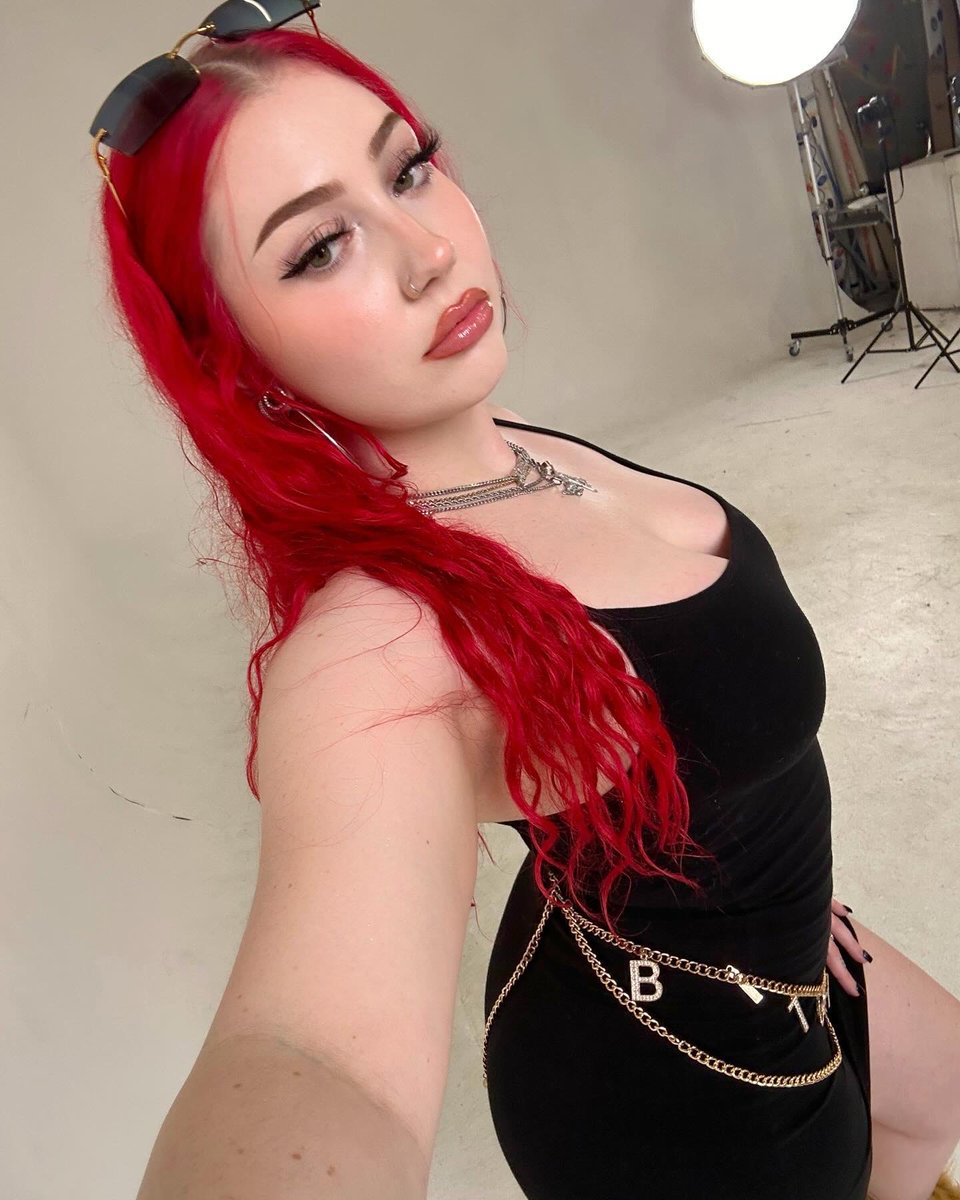 ♡𝒞𝒾𝓃𝓃𝒶ℬ𝓊𝓃𝓈’♡ tweet media