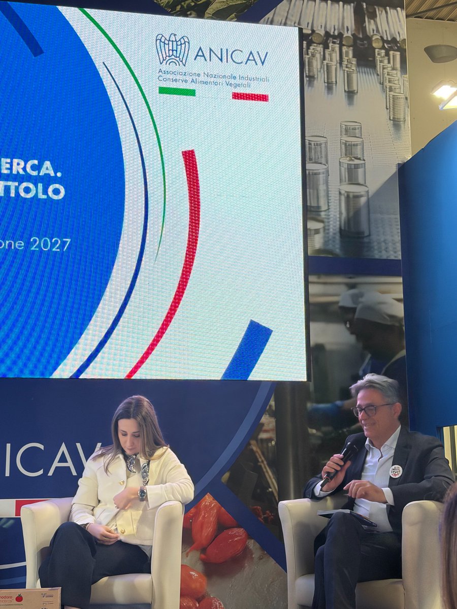 FondazionEdamus's tweet photo. Fondazione Edamus a @TuttoFoodMilano per la presentazione dei dati dell'edizione 2026 de "Il Pomodoro per la ricerca®" 

@Fondaz_Veronesi @ANICAV_ https://t.co/7S5drcoyWC