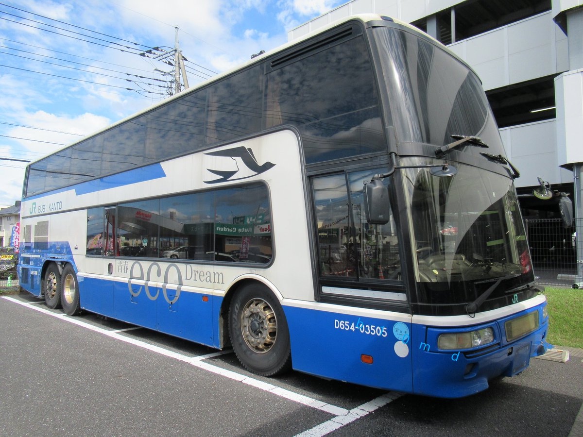 K-b10M tweet media
