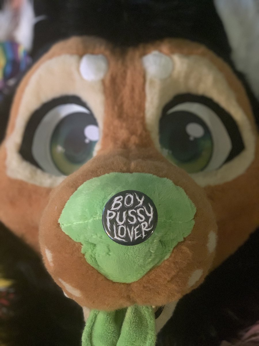 sockmutt's tweet photo. Certified Boy Pussy Lover😌💯💖

 I simp for the transmasc homies yall are hot🥴💚
#Murrsuiter https://t.co/NBPsKOucEG