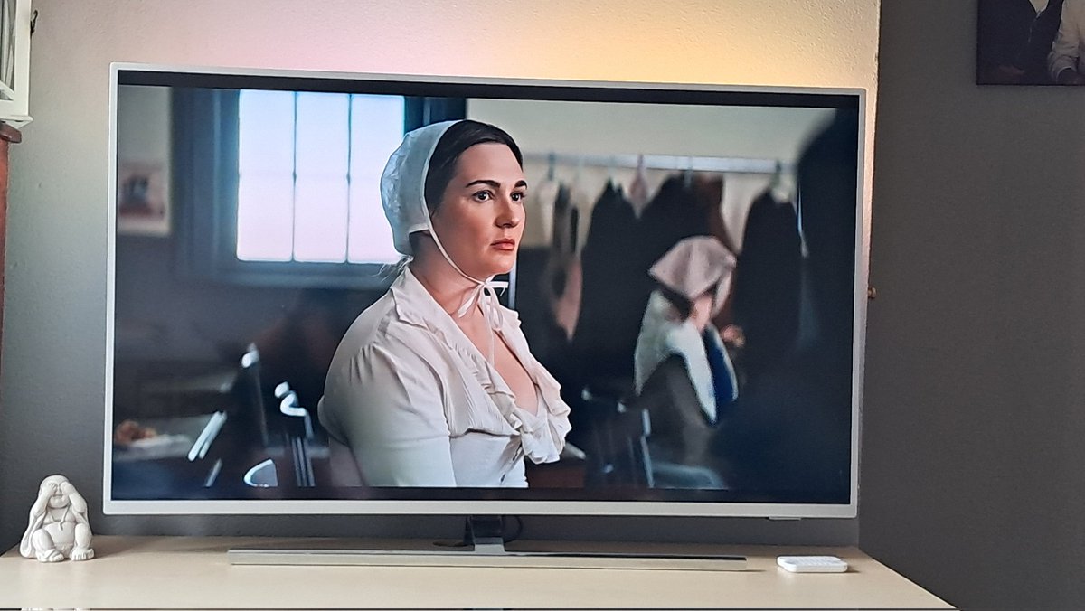 Joanna_Ori's tweet photo. Finally I had the time,just binged the 6 episodes and I loved it.💙
#Pioneergirlseries
#KatBarrell #BravoBarrell
#KindaTV https://t.co/wcNiy0eSWH