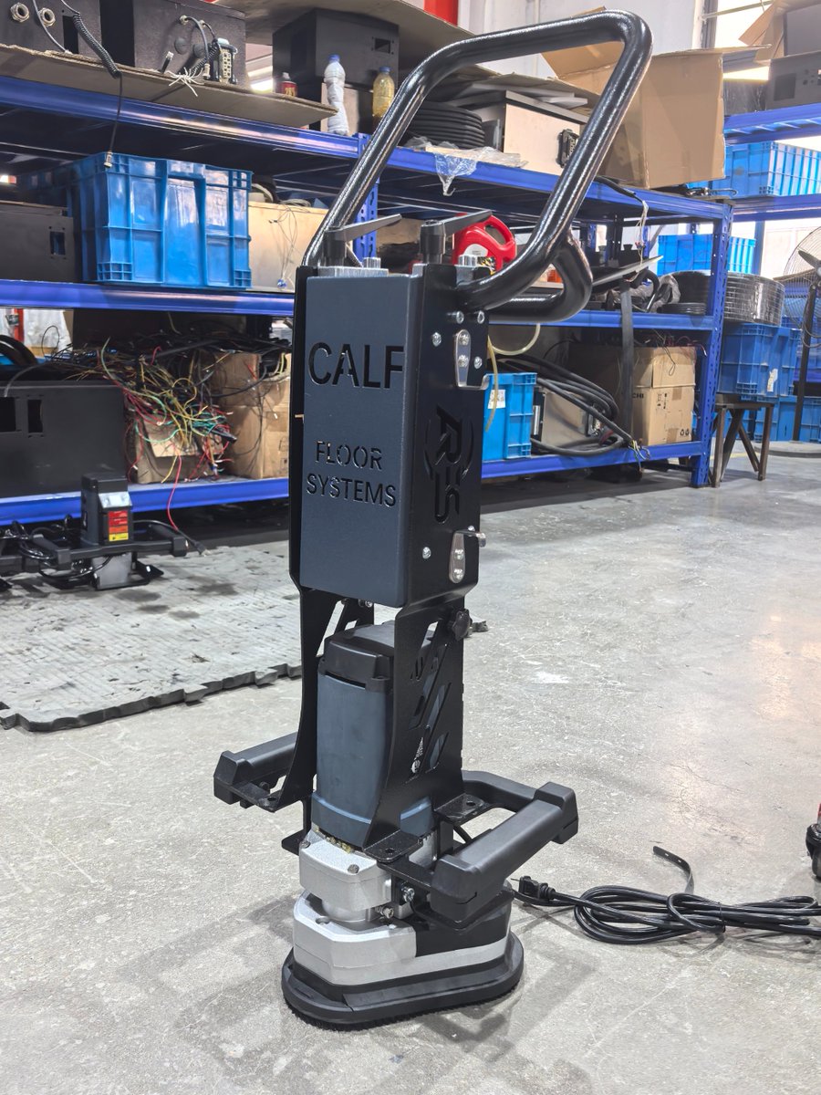 Neal38468451's tweet photo. New hand grinder
Prototype in production https://t.co/9AtKGGNby4