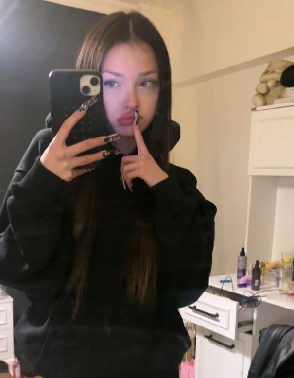 Emily tweet media