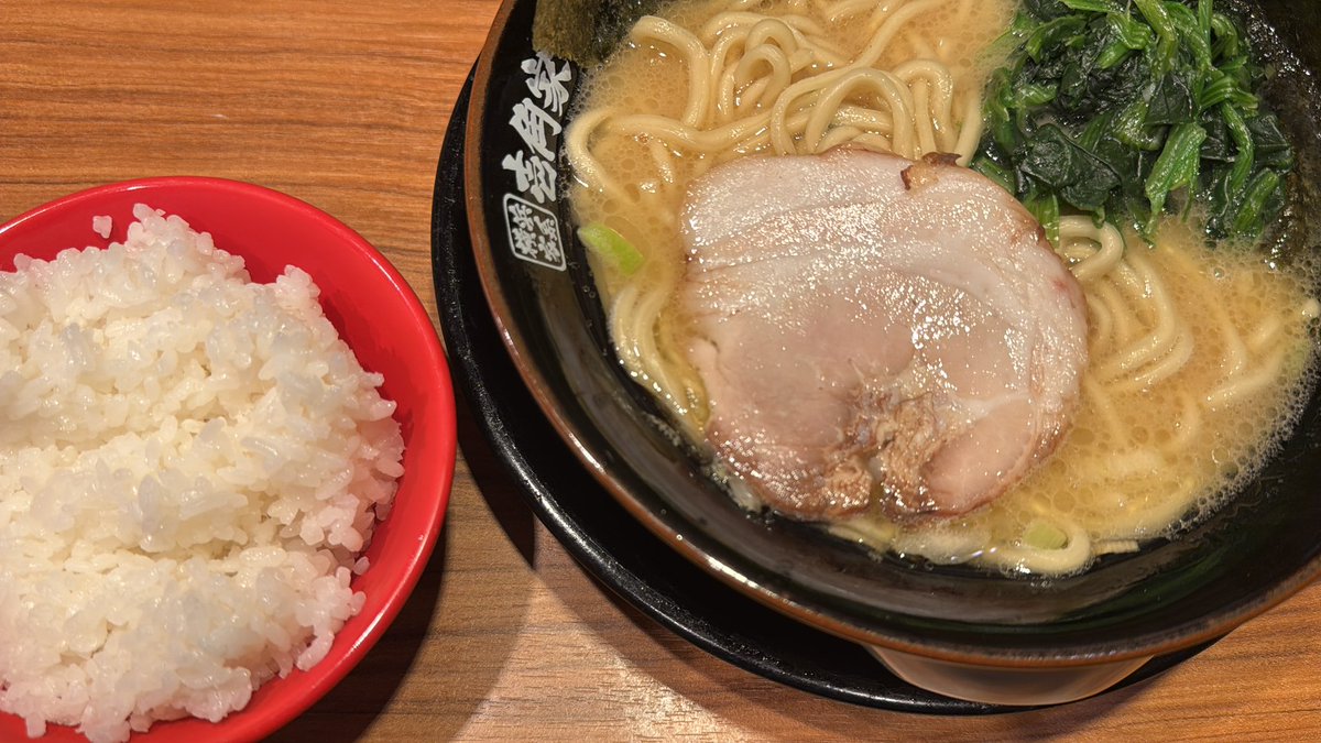 ビンビン tweet media