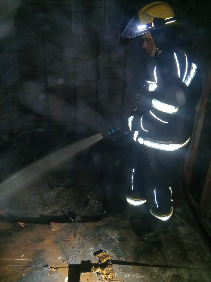 Fidelity_Secure's tweet photo. Rubble fire contained in Cape Town! 

Our #SecureFire crews attended a rubble fire in Cape Town after most of the fire had already been extinguished. The Firefighters carried out overhaul operations to eliminate remaining hotspots and prevent any risk of reignition. https://t.co/ggZsCThl3u