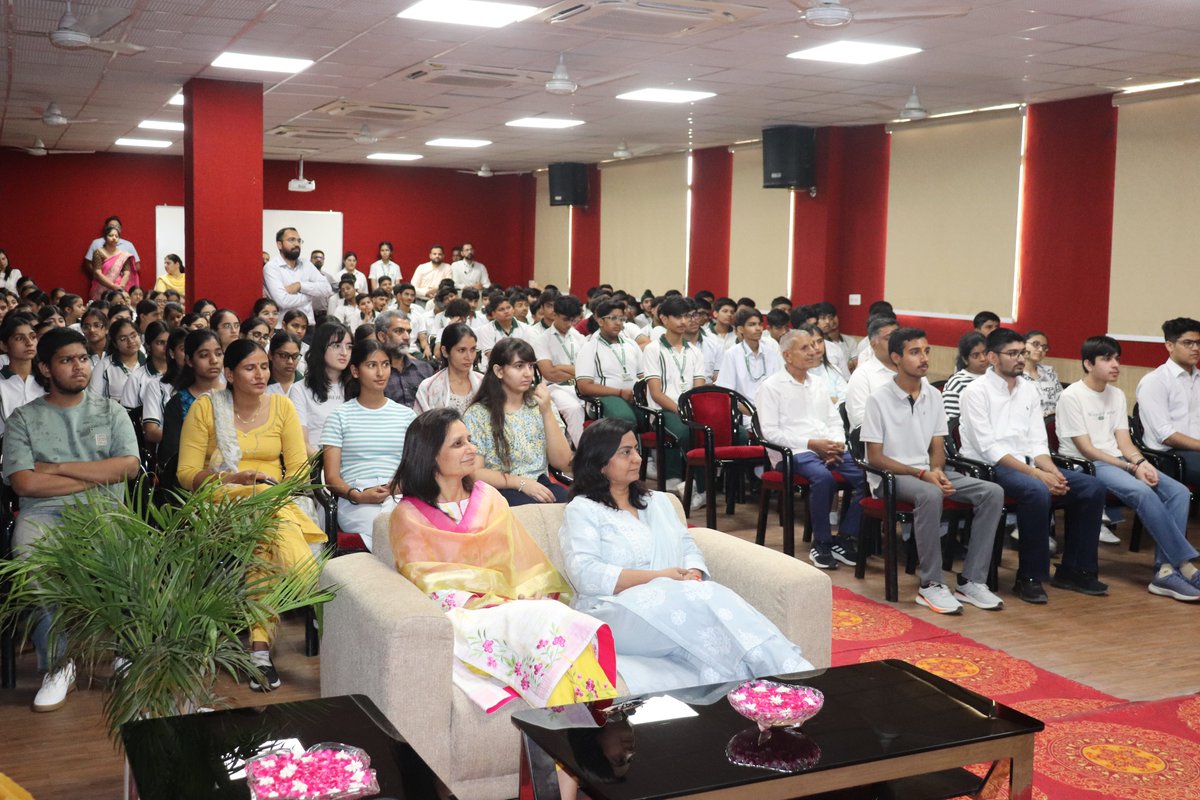 dpshisar's tweet photo. DPS Hisar felicitated Class XII achievers for their excellent board results. Principal Ms. Manju Sudhakar inspired students to begin preparing today to achieve greater heights tomorrow. https://t.co/xkCSlbNl02