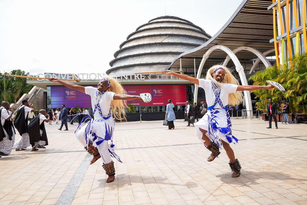Rwanda Lens tweet media