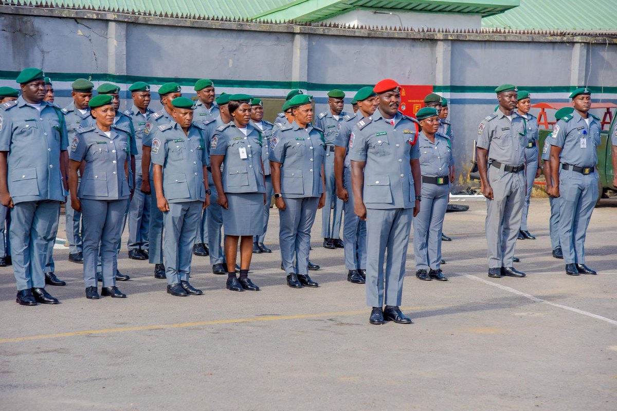 NIGERIA CUSTOMS tweet media