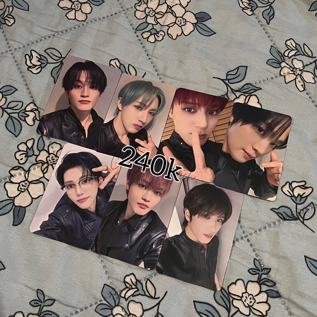 Cheesecakemerch's tweet photo. wts photocard pob set nct dream makestar f2f &amp; jumpup vce 

✅ready ina siap kirim
✔️free pack
❌exc adm
🍊full pay/splitpay
📍bogor

t.wts mark renjun jeno haechan jaemin chenle jisung nct dream https://t.co/7qNadfjuW9