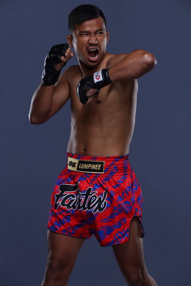EsrMuayThai tweet media