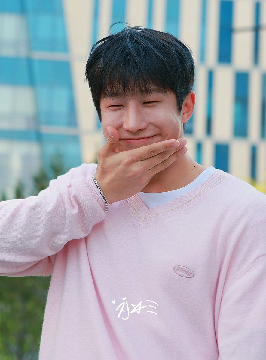 *ੈ*✩‧₊˚ 진스타 ˚₊‧✩*ੈ* tweet media