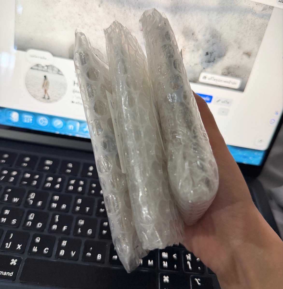 บ🧻 tweet media
