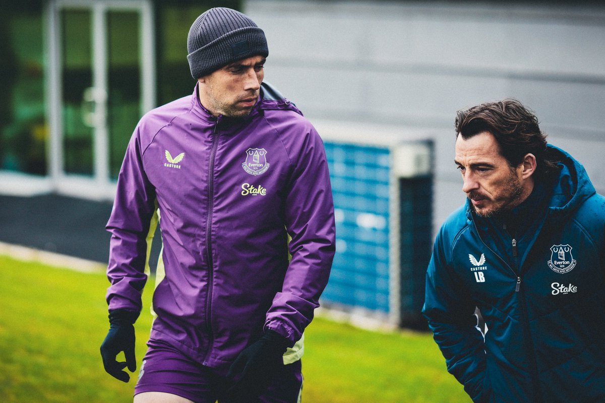 Spanish Toffees tweet media