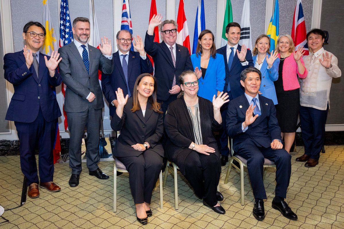 Canada in the Philippines tweet media