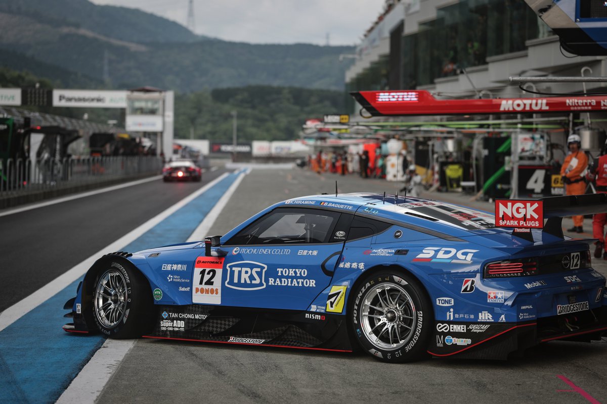 Mobil1_jp's tweet photo. スーパーGT第2戦 富士（5/3–4）
初夏の富士、気温24℃・路面温度43℃の中で3時間レースがスタート。
ハイペースを維持し続け、次々と前車を攻略。終盤には7位に浮上。
安定した速さと粘り強さで、確実にポイントを持ち帰るレースとなった。

#Mobil1 https://t.co/toLgVLZliP