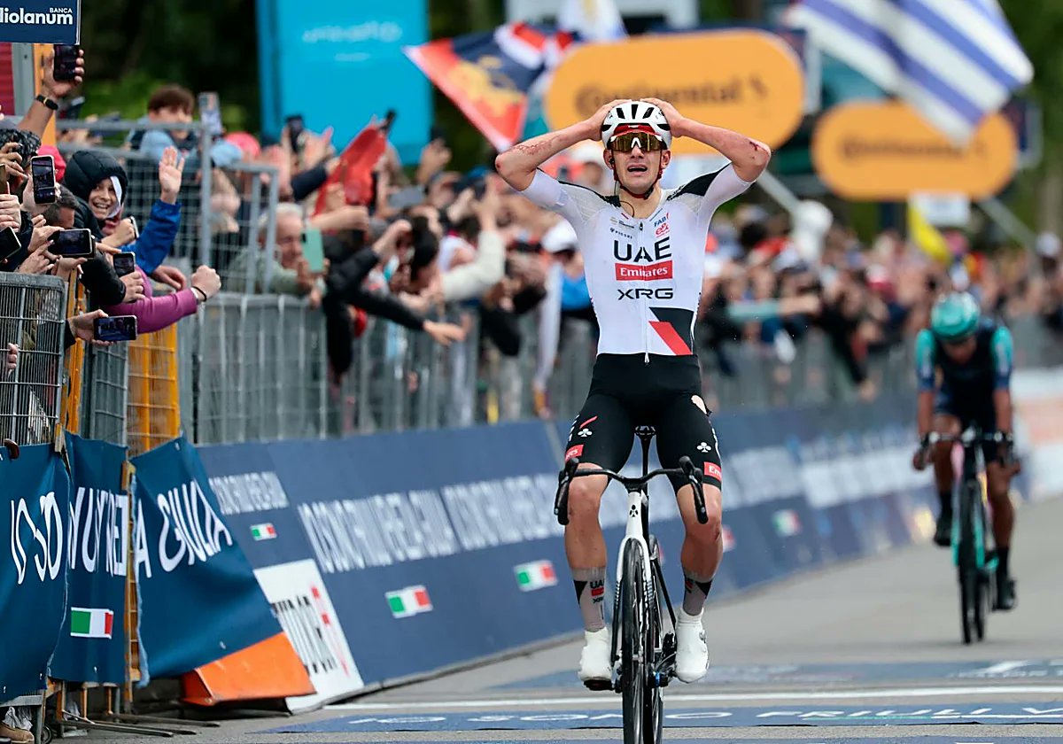 PepeBrasin's tweet photo. #PoliPepe1891 Igor Arrieta ganó la etapa ayer en este inicio magnífico de Giro de Italia. Con @guilleortiz_77 

https://t.co/P1smWnSbnJ https://t.co/EXNASnCIGb